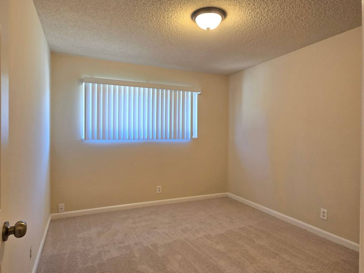 Apartment for rent at 1381 San Tomas Aquino Parkway, San Jose, CA 95130