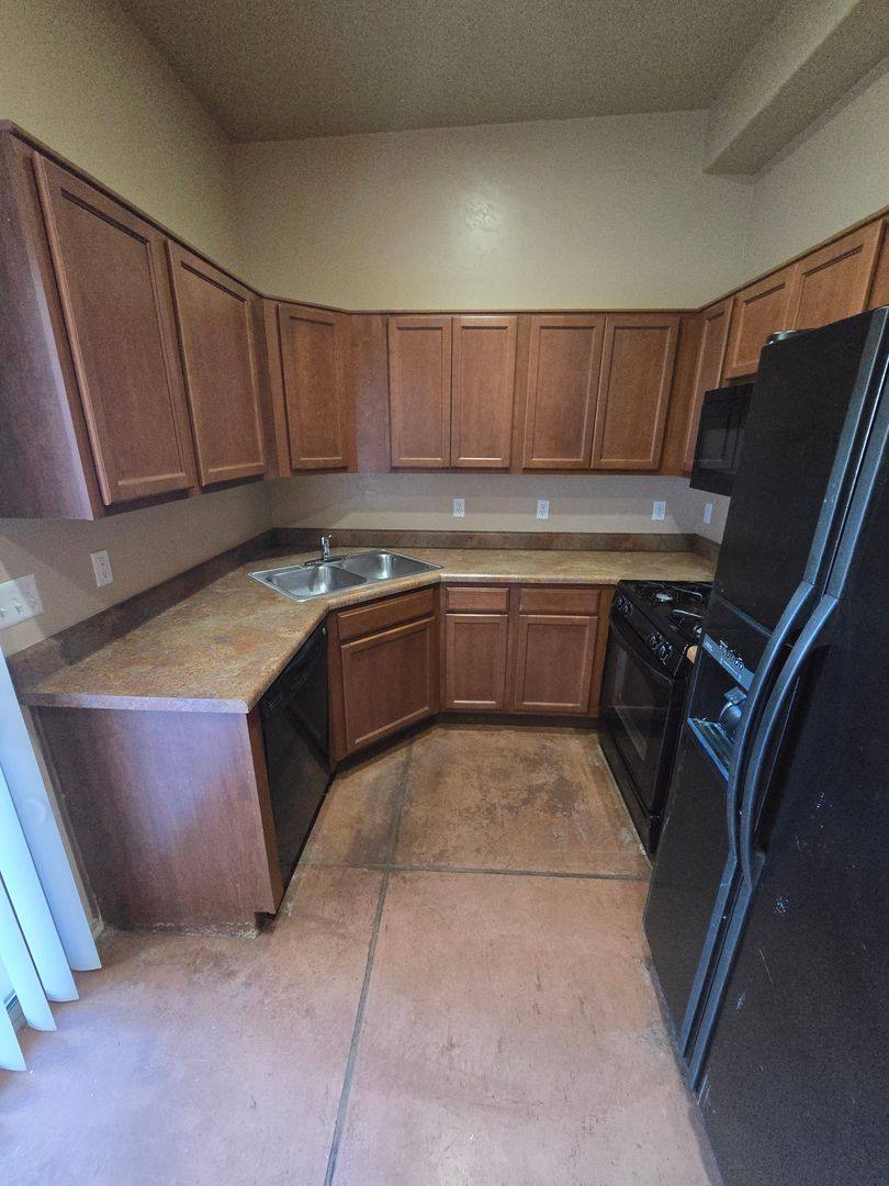 Apartment for rent at 3331 E Bermuda St, Tucson, AZ 85716