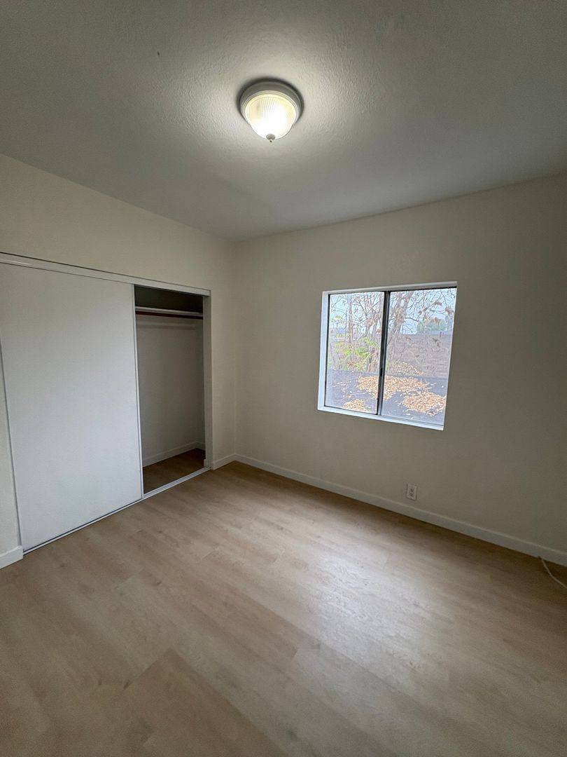 Apartment for rent at 629 W Vernon Ave, Los Angeles, CA 90037