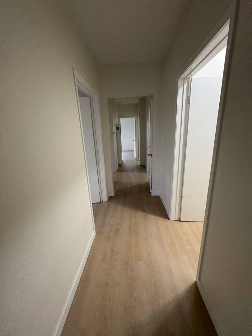 Apartment for rent at 629 W Vernon Ave, Los Angeles, CA 90037