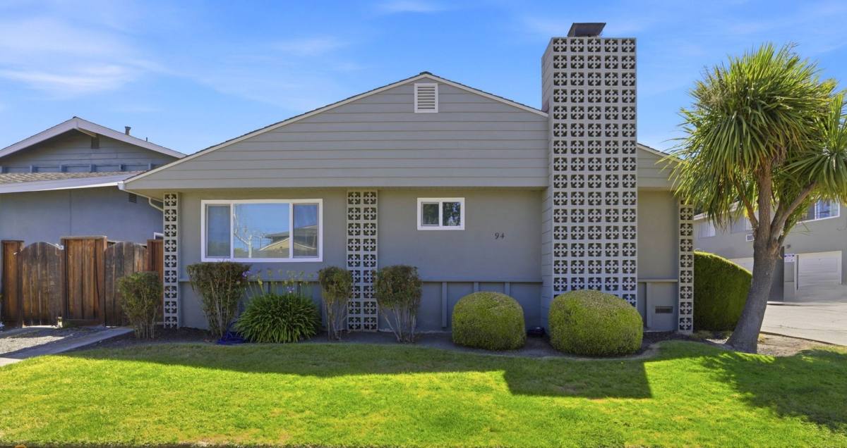 Apartment for rent at 94 Winslow Court, Campbell, CA 95008