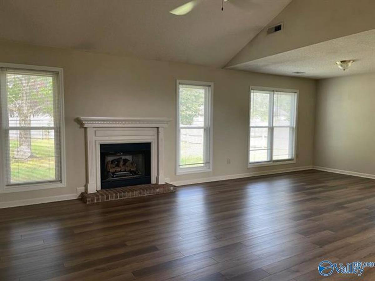 House for rent at 118 Todd Dr, Madison, AL 35758