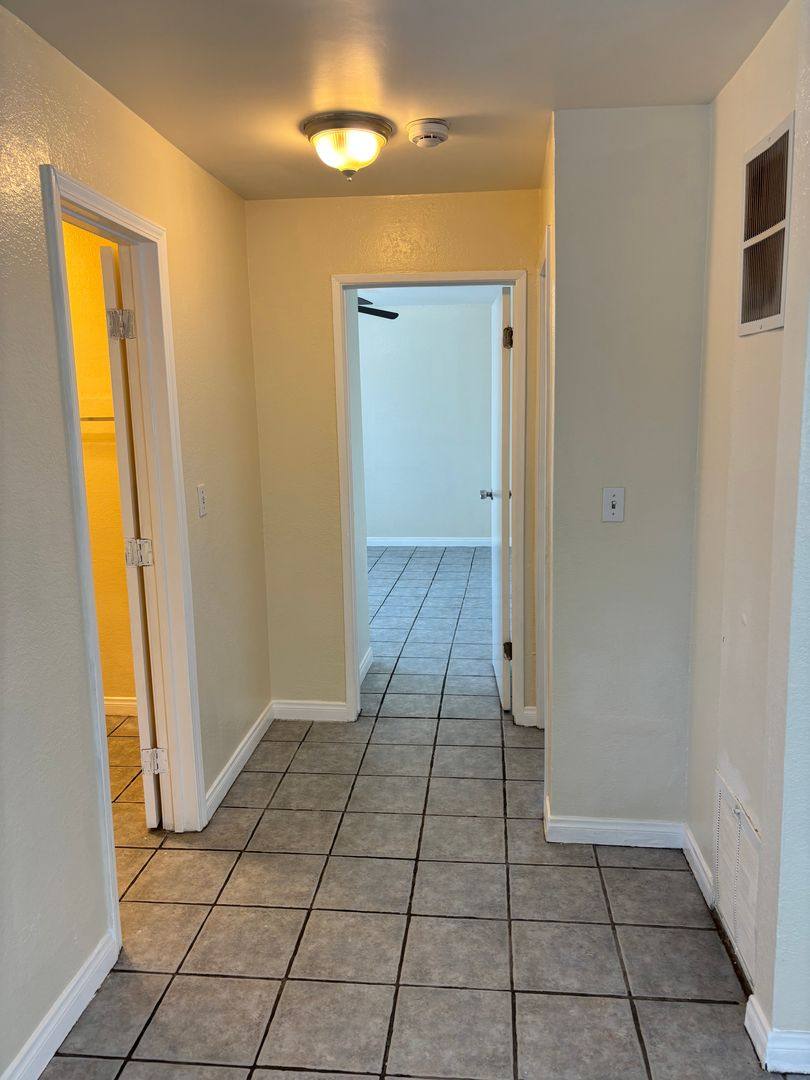 Apartment for rent at 11751 Hart St, North Hollywood, CA 91605