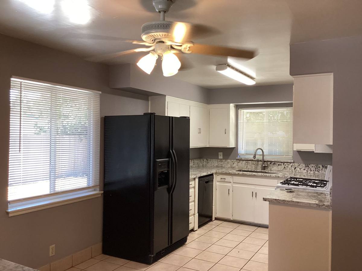 House for rent at 4143 N Warren Ave, Fresno, CA 93705