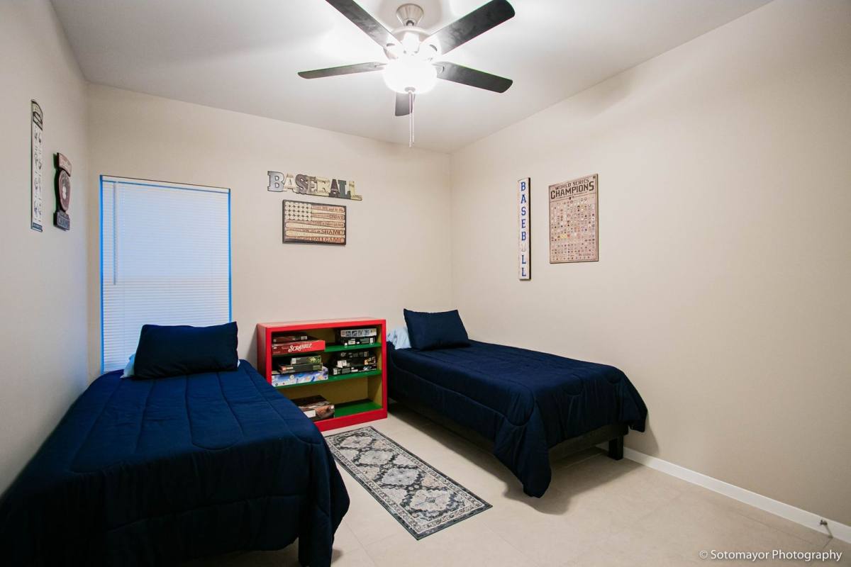 Apartment for rent at 5605 Swallow, McAllen, TX 78504