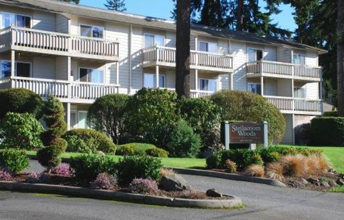 Apartment for rent at 2504 Woods Dr, Steilacoom, WA 98388