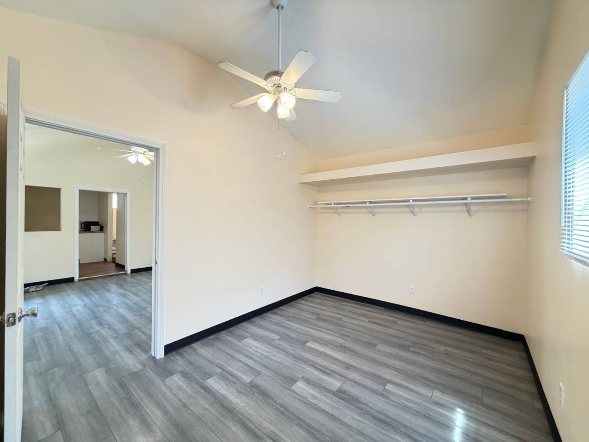 House for rent at 561 E 20th St, Long Beach, CA 90806