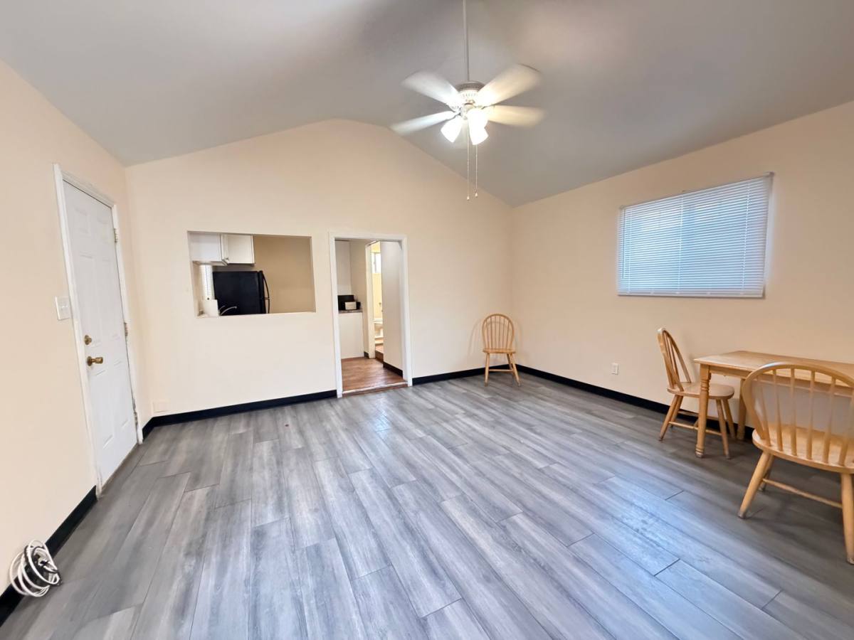 House for rent at 561 E 20th St, Long Beach, CA 90806