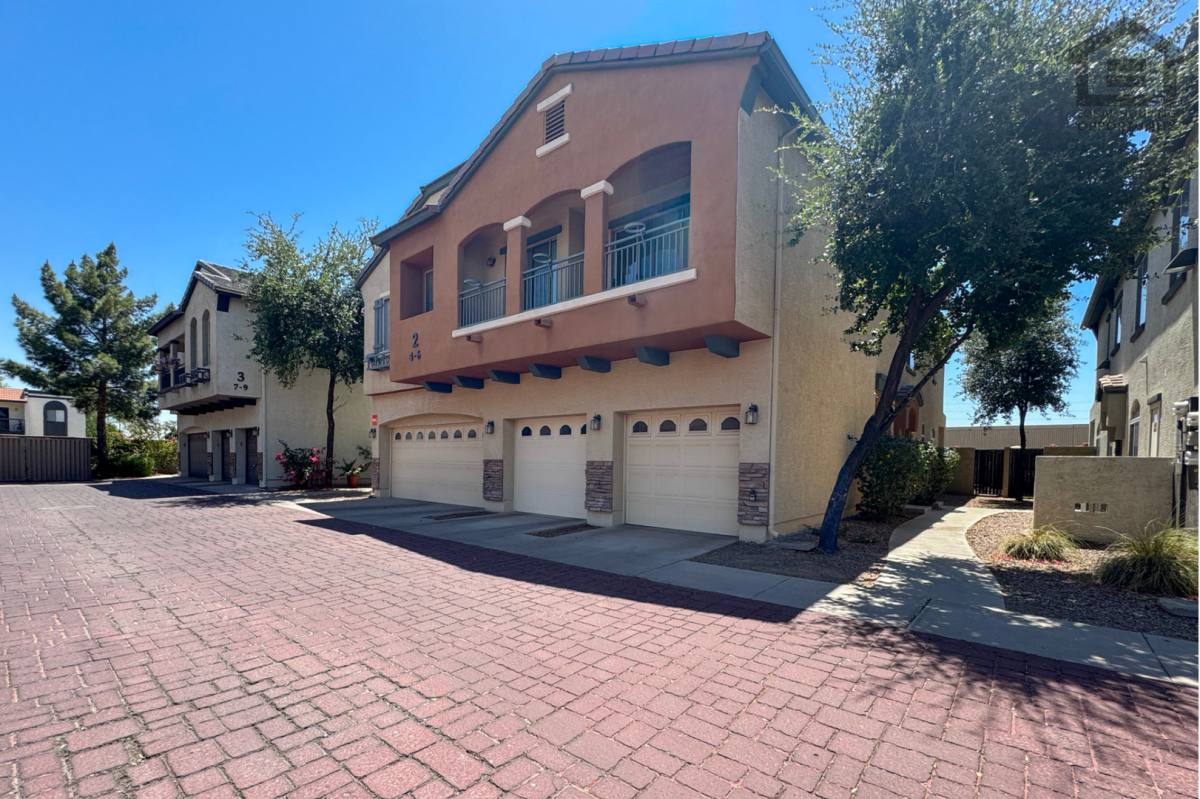 Condo for rent at 2727 N Price Rd, Chandler, AZ 85224