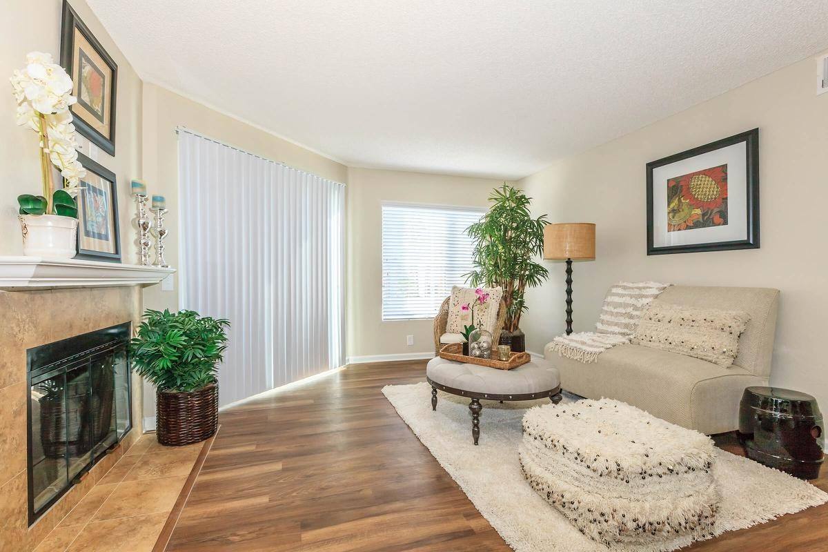 Apartment for rent at 1400 Oak Hill Dr, Escondido, CA 92027