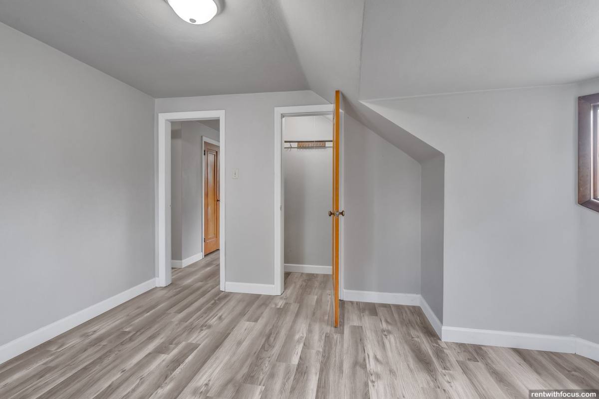 Apartment for rent at 524 Harrison St, Little Chute, WI 54140