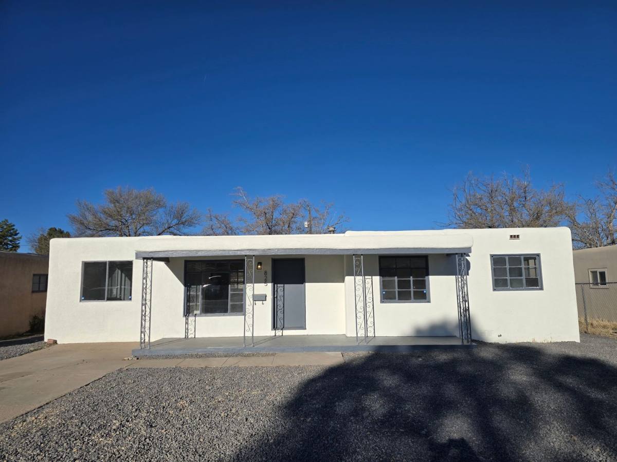 House for rent at 825 Monroe St NE, Albuquerque, NM 87110