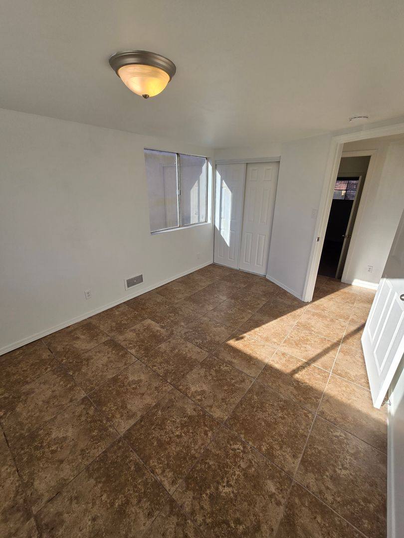 House for rent at 825 Monroe St NE, Albuquerque, NM 87110