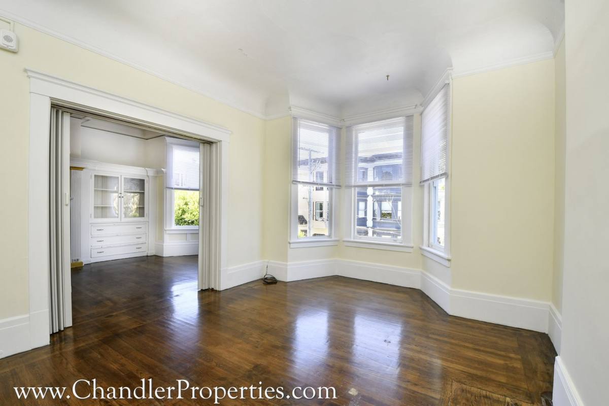 Apartment for rent at 652-656 Clayton St, San Francisco, CA 94117