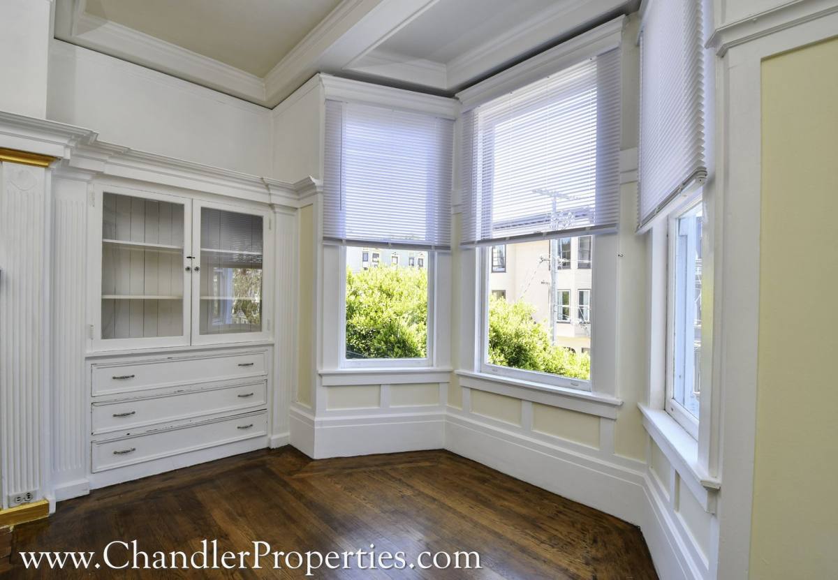 Apartment for rent at 652-656 Clayton St, San Francisco, CA 94117