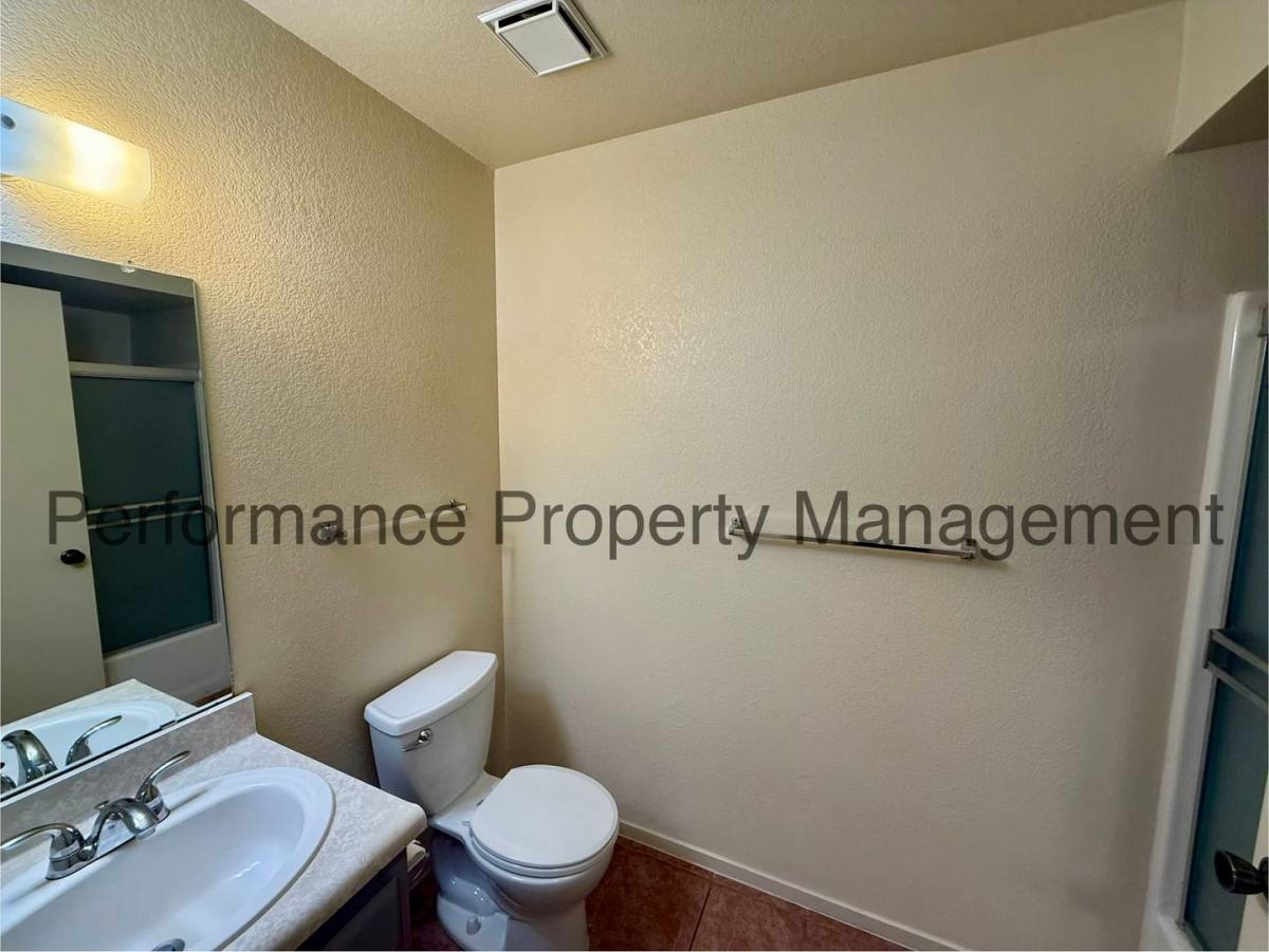 Apartment for rent at 840 E Ridgecrest Blvd, Ridgecrest, CA 93555