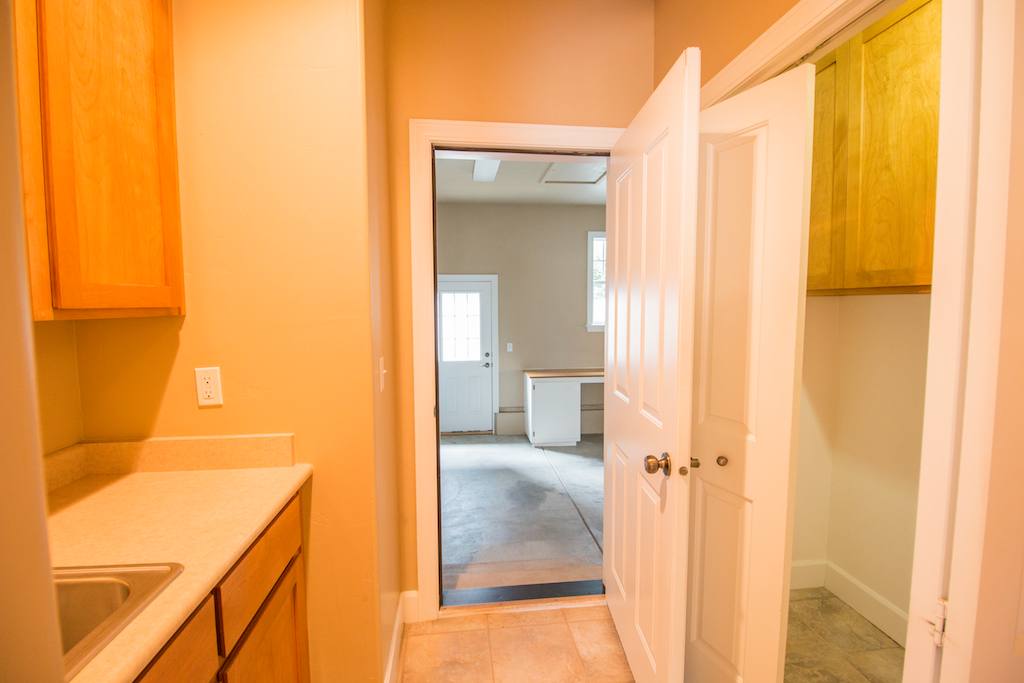 House for rent at 105 Taylor St, Jacksonville, OR 97530