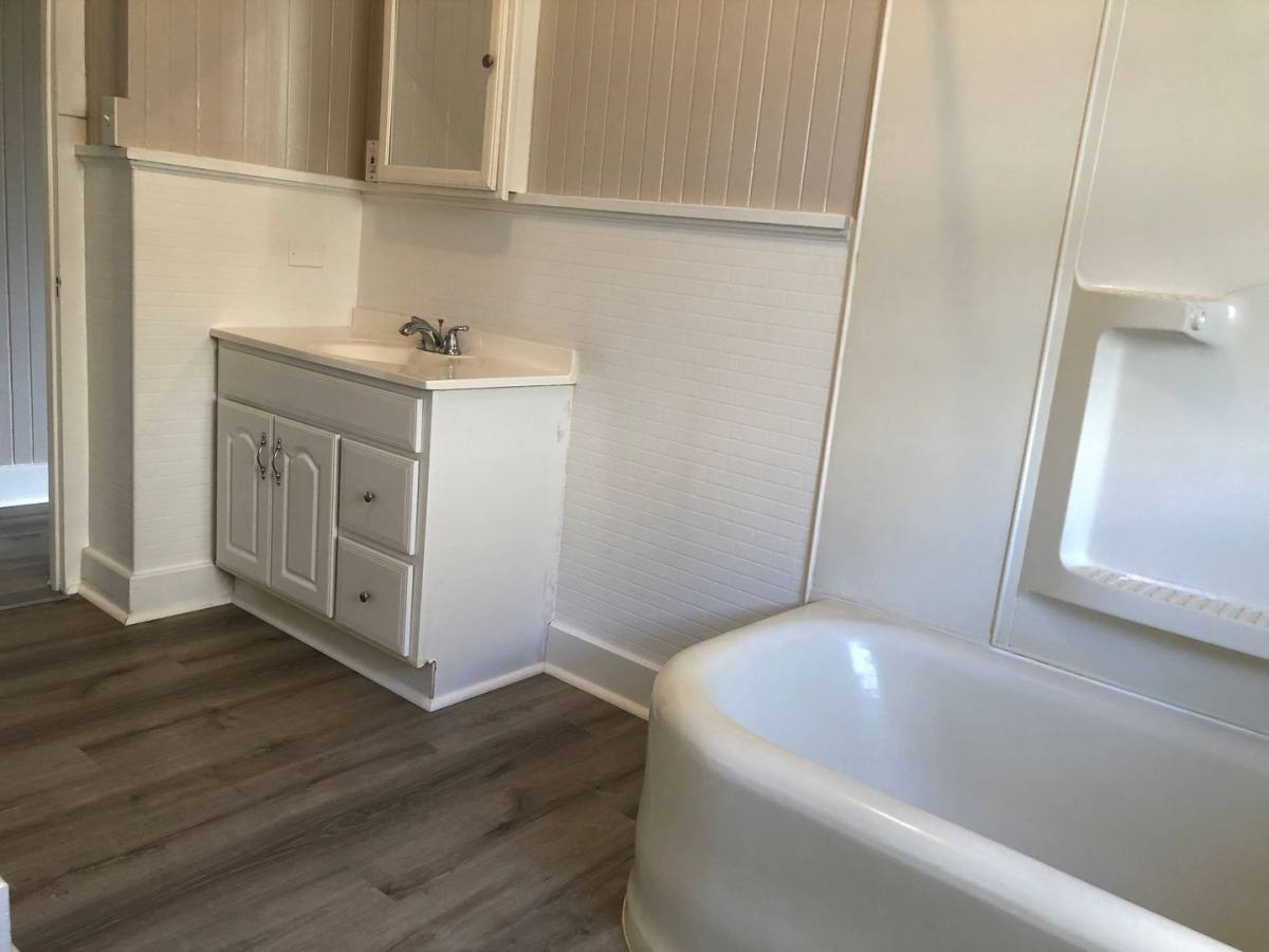 House for rent at 3340 Kaimuki Ave, Honolulu, HI 96816
