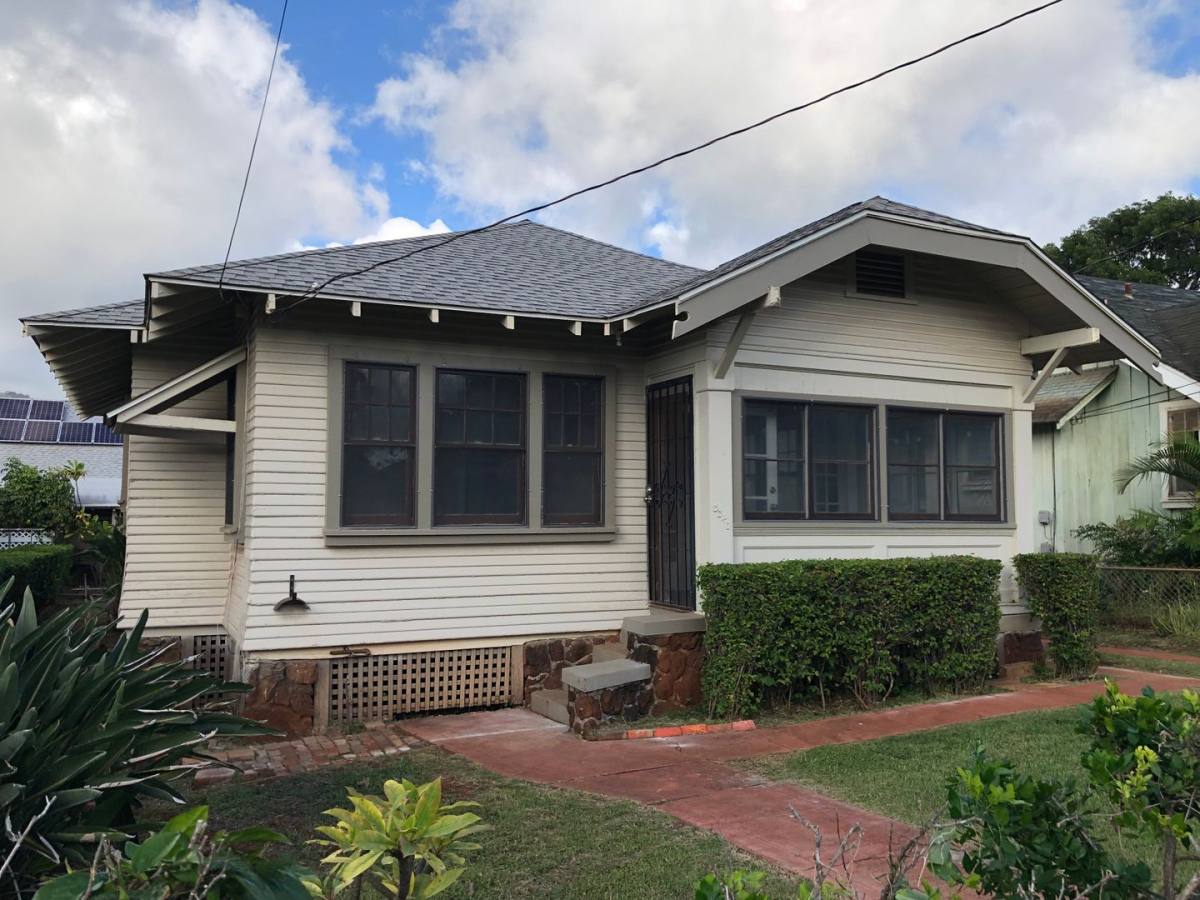 House for rent at 3340 Kaimuki Ave, Honolulu, HI 96816