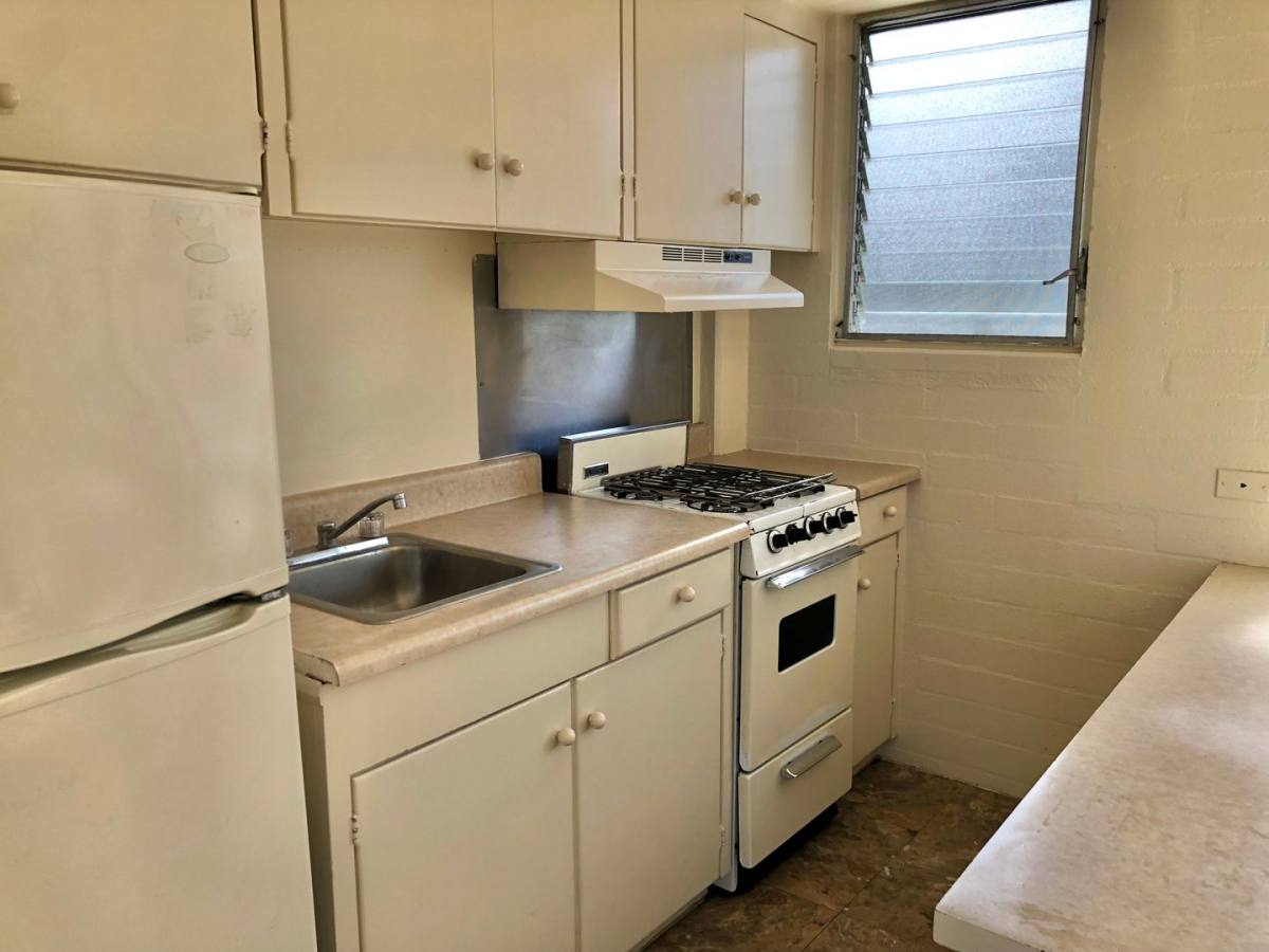 Apartment for rent at 1469 Lusitana St, Honolulu, HI 96813