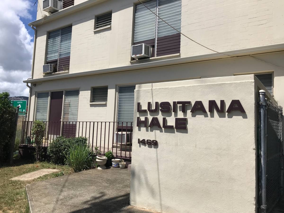 Apartment for rent at 1469 Lusitana St, Honolulu, HI 96813