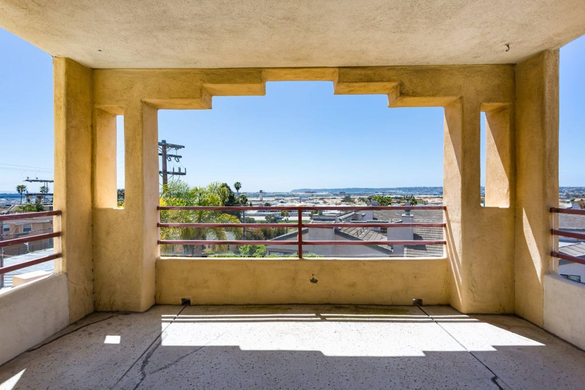 Condo for rent at 3502 Pringle St, San Diego, CA 92110