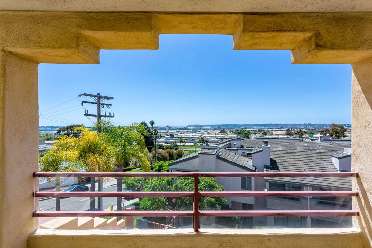 Condo for rent at 3502 Pringle St, San Diego, CA 92110