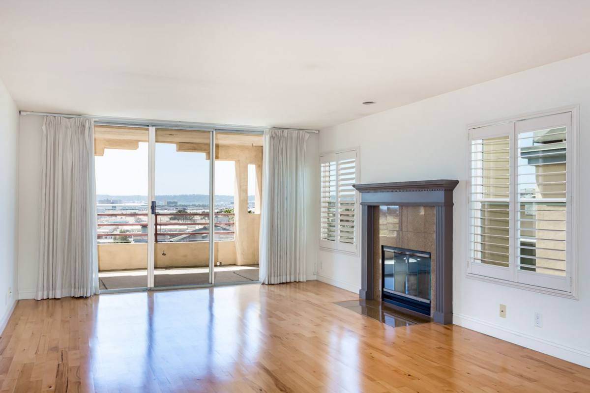 Condo for rent at 3502 Pringle St, San Diego, CA 92110