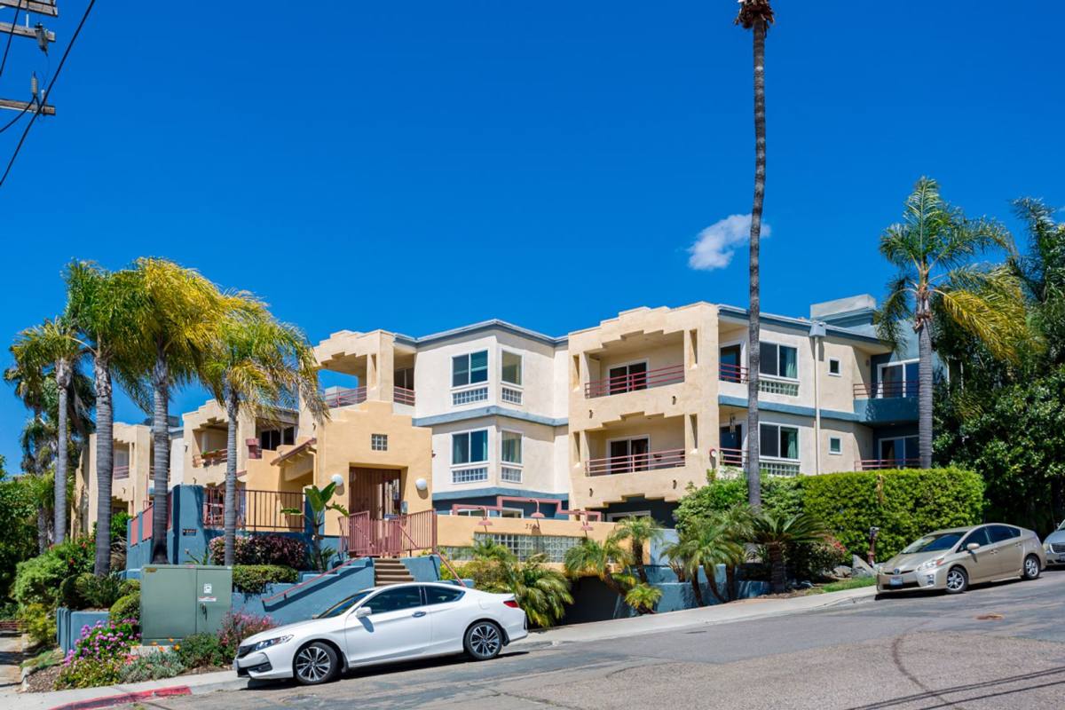 Condo for rent at 3502 Pringle St, San Diego, CA 92110
