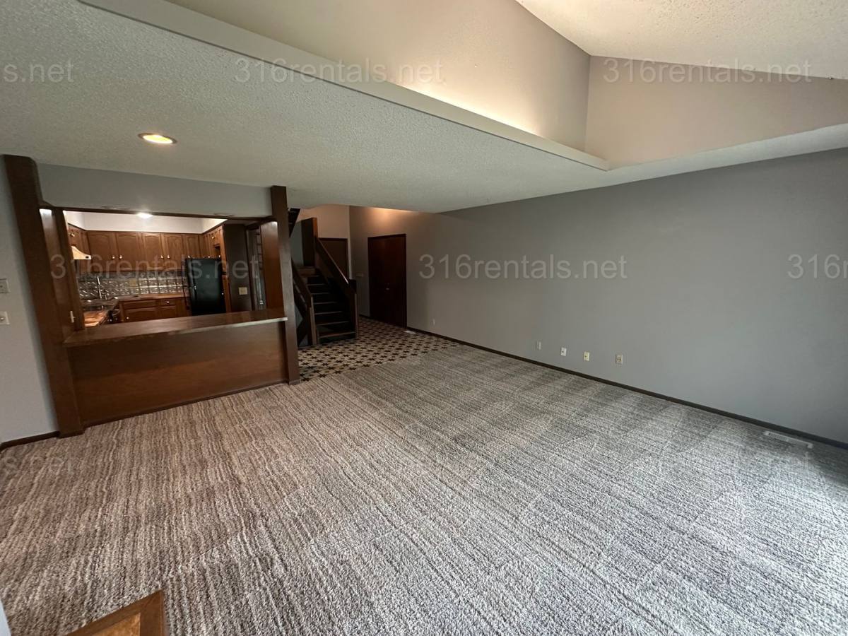 Apartment for rent at 866 N Nims St, Wichita, KS 67203