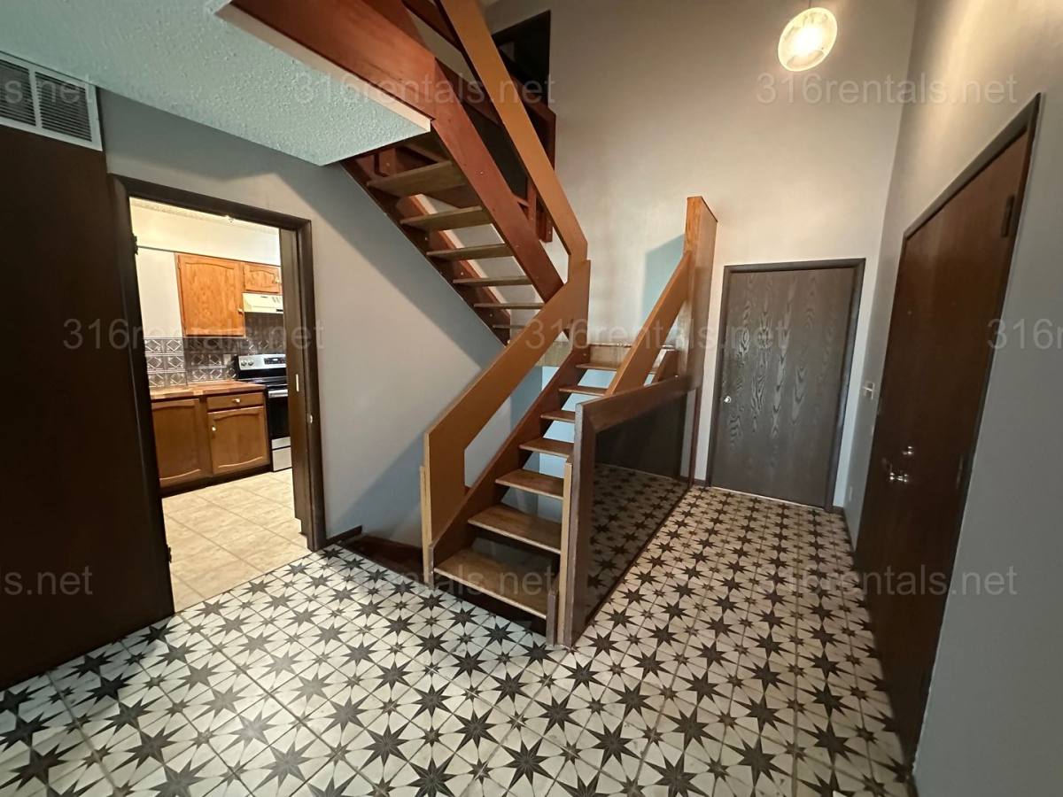 Apartment for rent at 866 N Nims St, Wichita, KS 67203