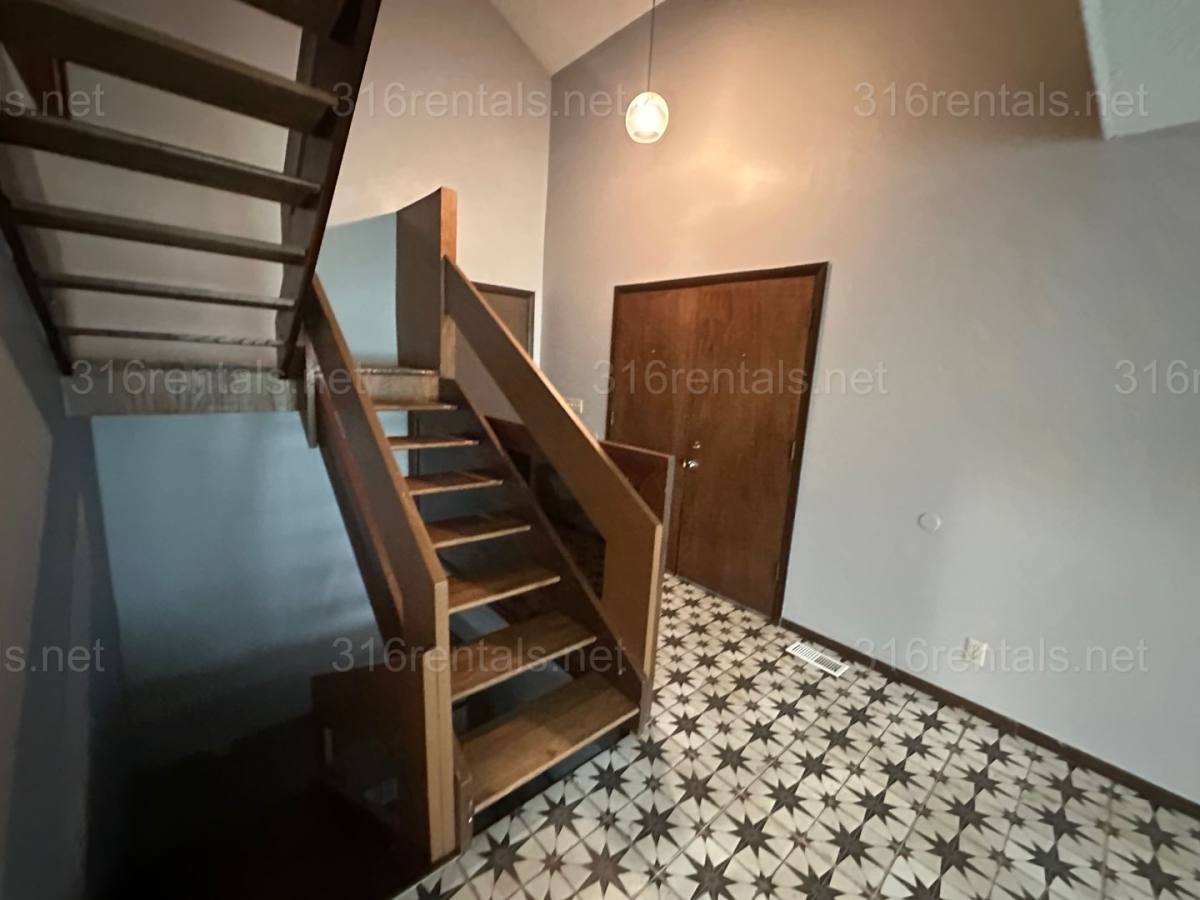 Apartment for rent at 866 N Nims St, Wichita, KS 67203