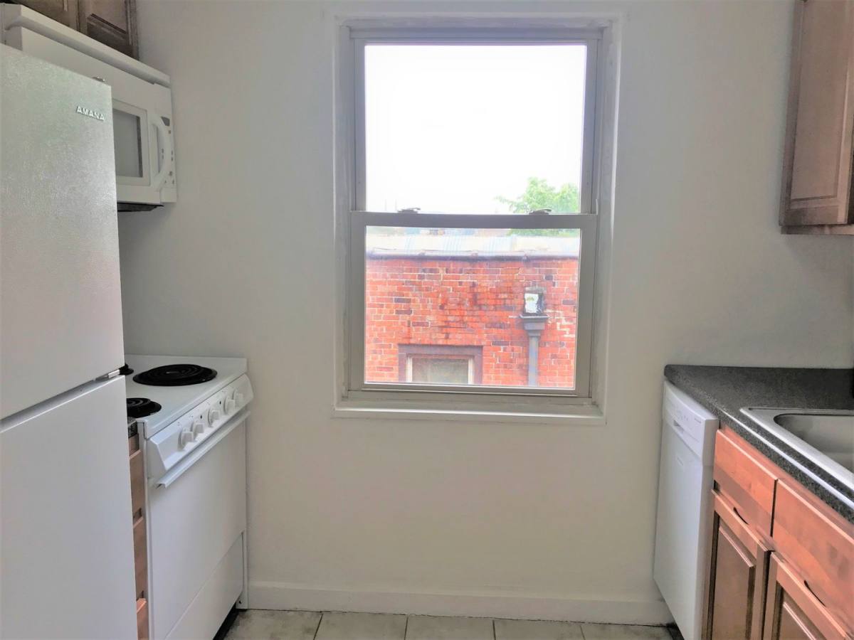 Townhouse for rent at 305 N Negley, Pittsburgh, PA 15206