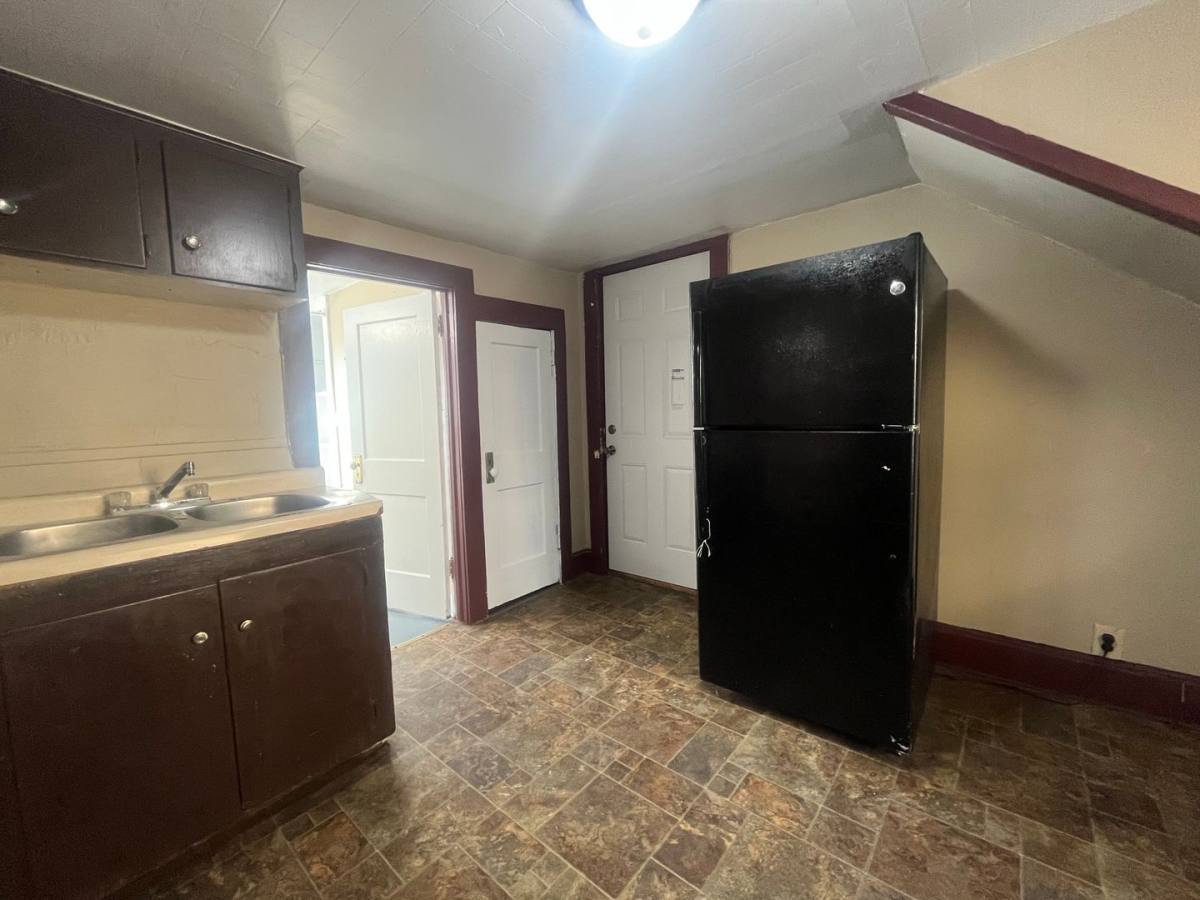 Apartment for rent at 125 Como Ave, Saint Paul, MN 55103