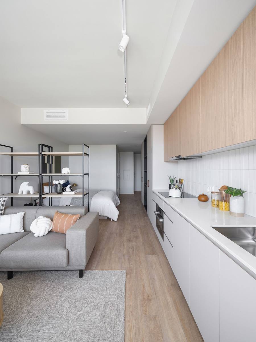 Apartment for rent at 10 E Reed St, San Jose, CA 95112