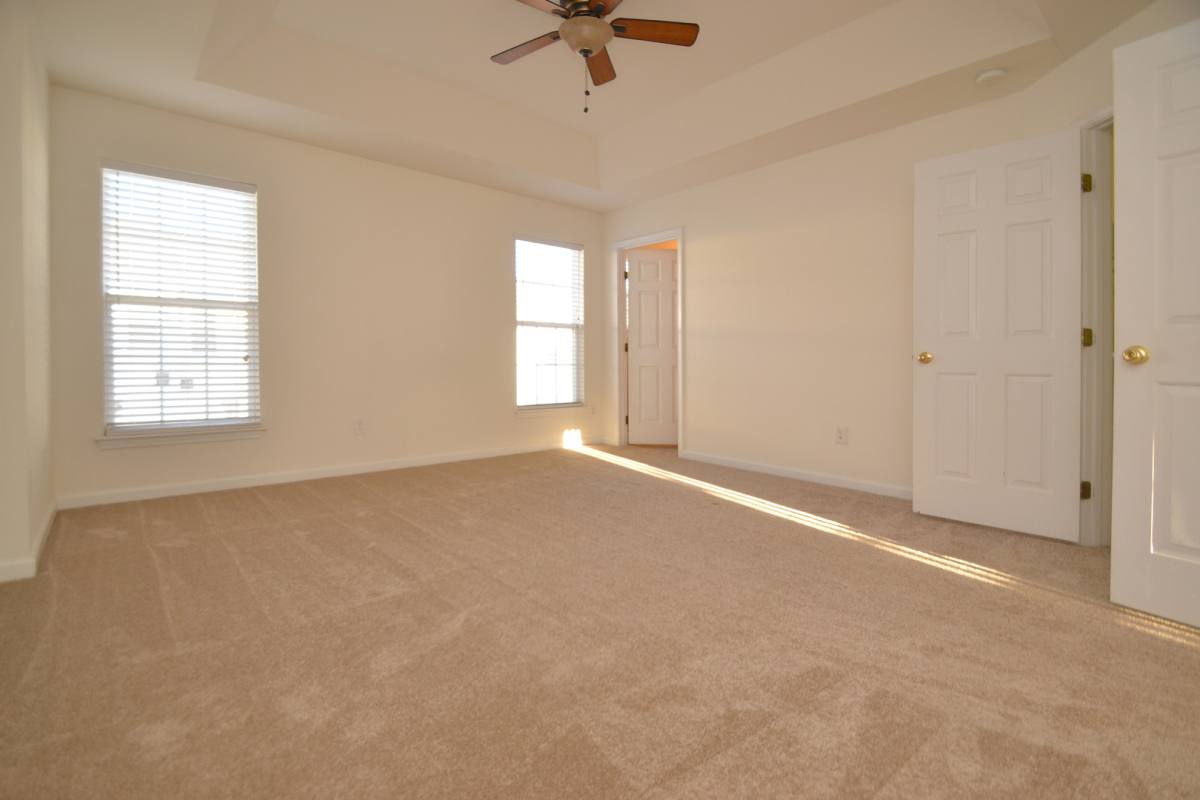 Townhouse for rent at 15777 Castle Watch Ave, Charlotte, NC 28277