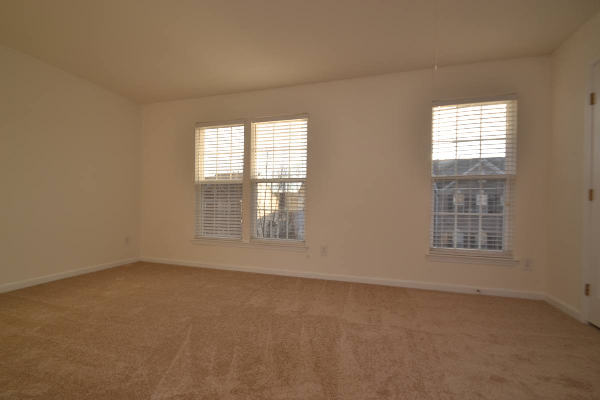 Townhouse for rent at 15777 Castle Watch Ave, Charlotte, NC 28277