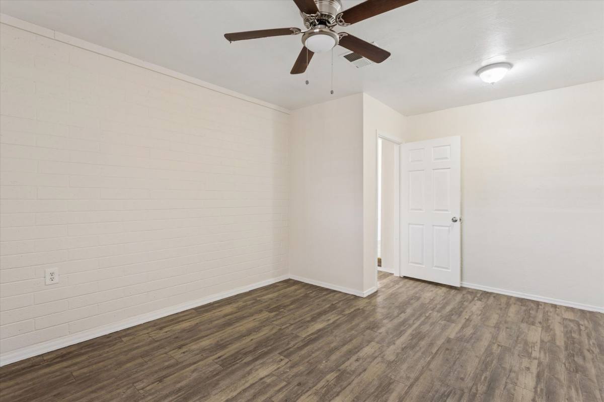 735 E S Mountain Ave, Phoenix, AZ 85042 - House for Rent - Image 6