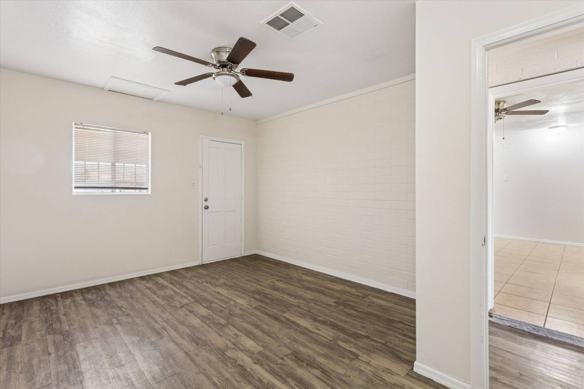 House for rent at 735 E S Mountain Ave, Phoenix, AZ 85042