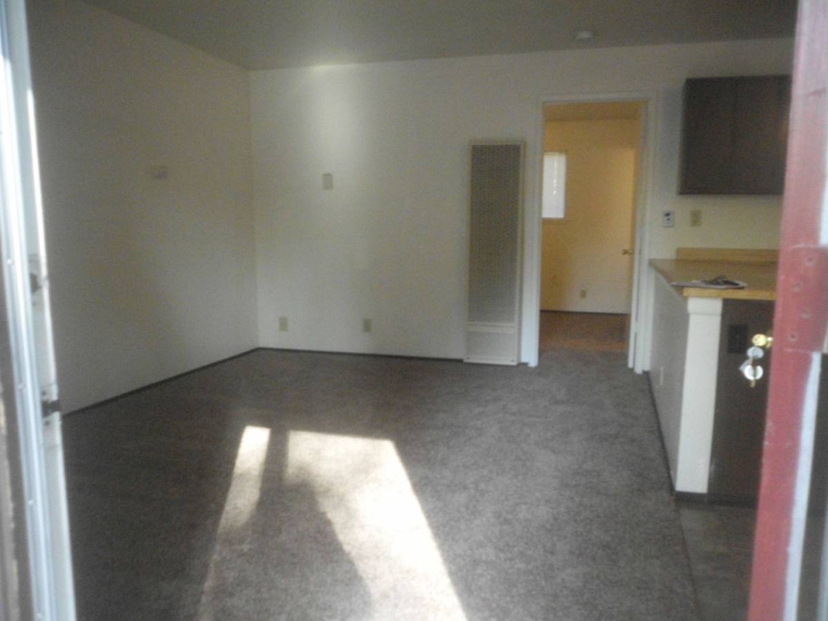 Apartment for rent at 684 E 12th St, Chico, CA 95928