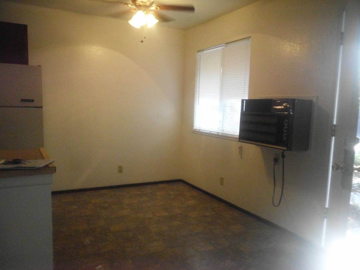 Apartment for rent at 684 E 12th St, Chico, CA 95928