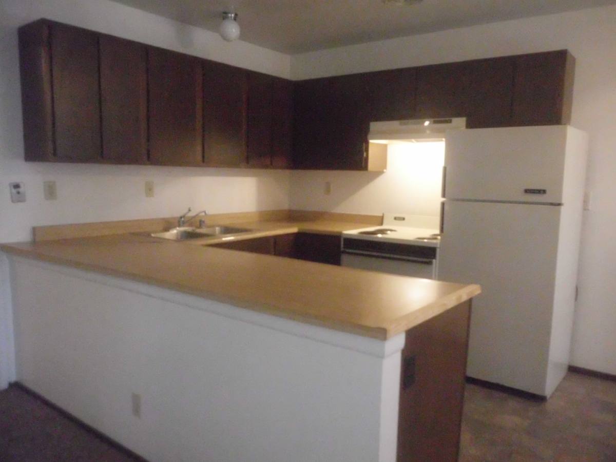 Apartment for rent at 684 E 12th St, Chico, CA 95928