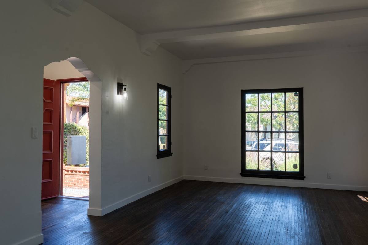 House for rent at 1521 S Stanley Ave, Los Angeles, CA 90019