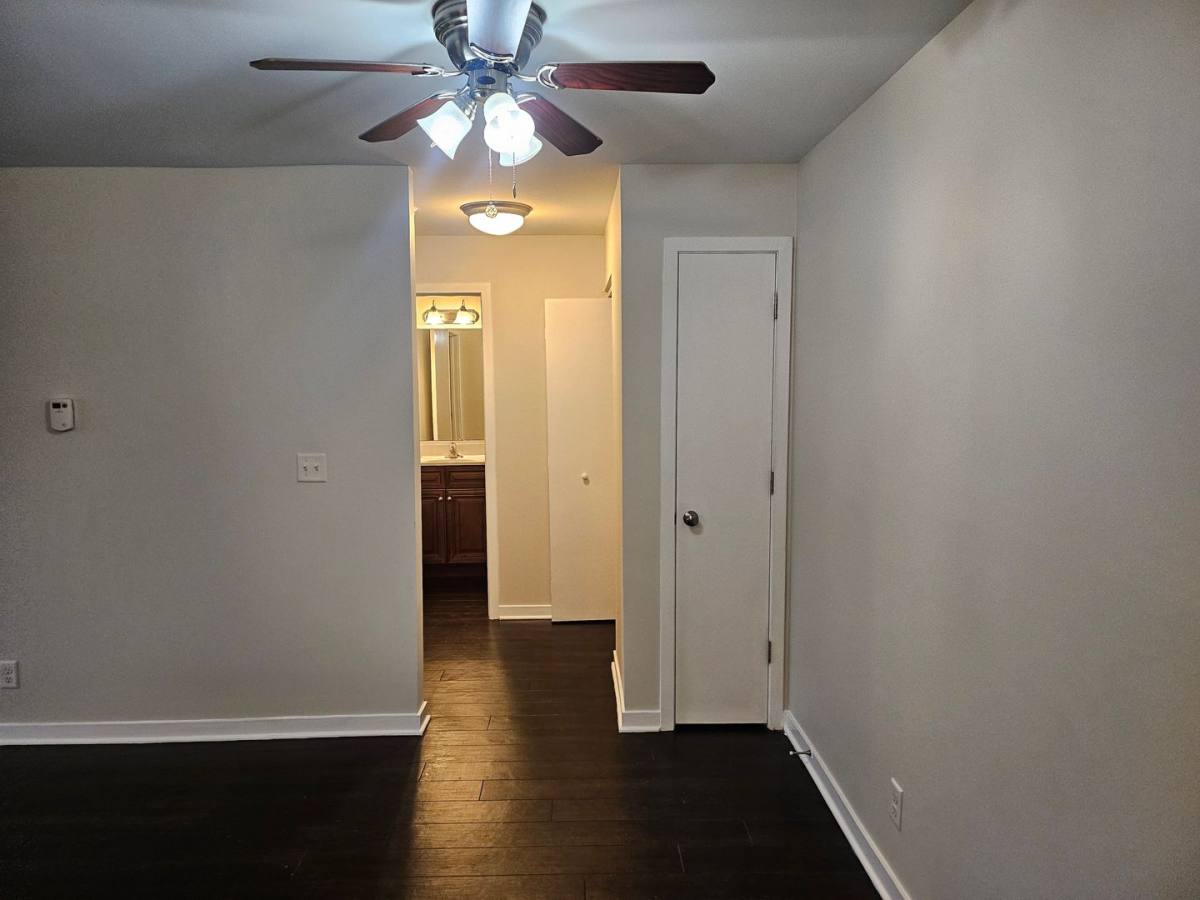 Apartment for rent at 1500 Light Rd #102, Oswego, IL 60543