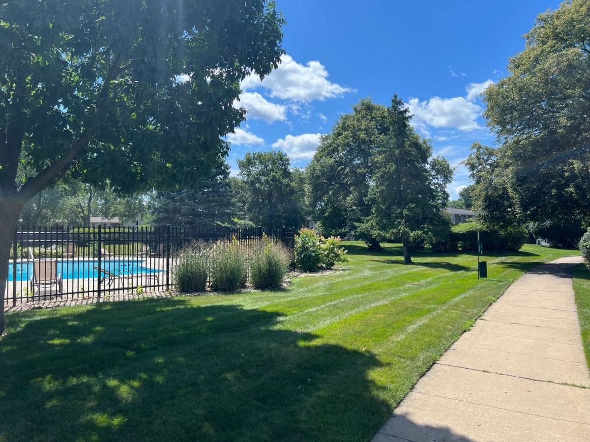 Apartment for rent at 1600 Light Rd #211, Oswego, IL 60543