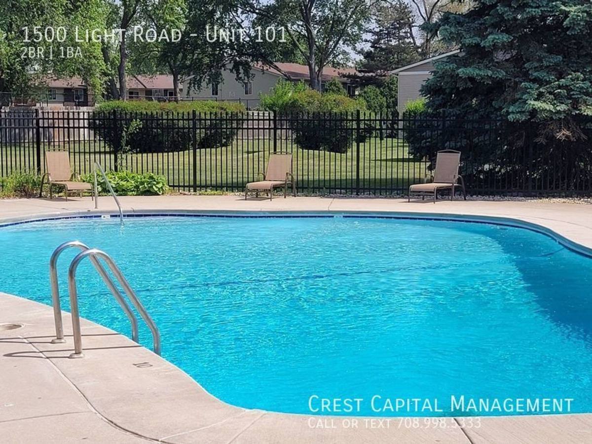 Apartment for rent at 1600 Light Rd #211, Oswego, IL 60543