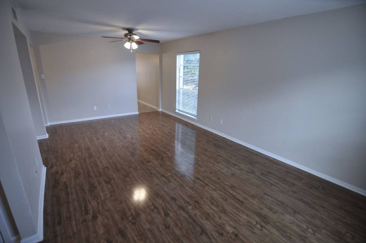 Apartment for rent at 901 E Oltorf, Austin, TX 78704