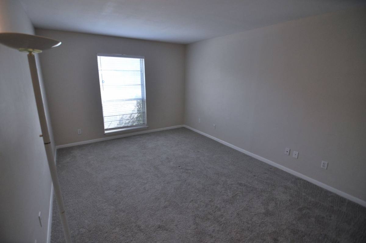 Apartment for rent at 901 E Oltorf, Austin, TX 78704