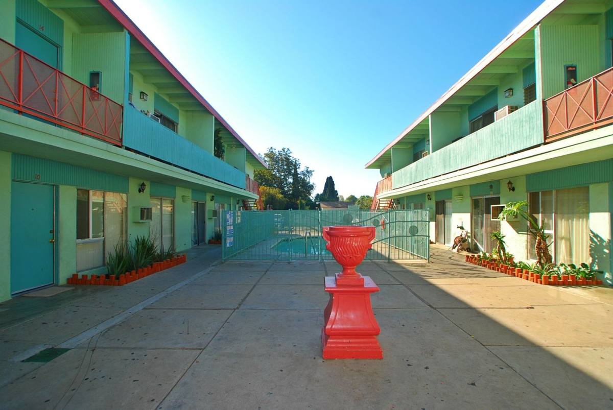 Apartment for rent at 17808, 17818, 17828 Saticoy St, Reseda, CA 91335