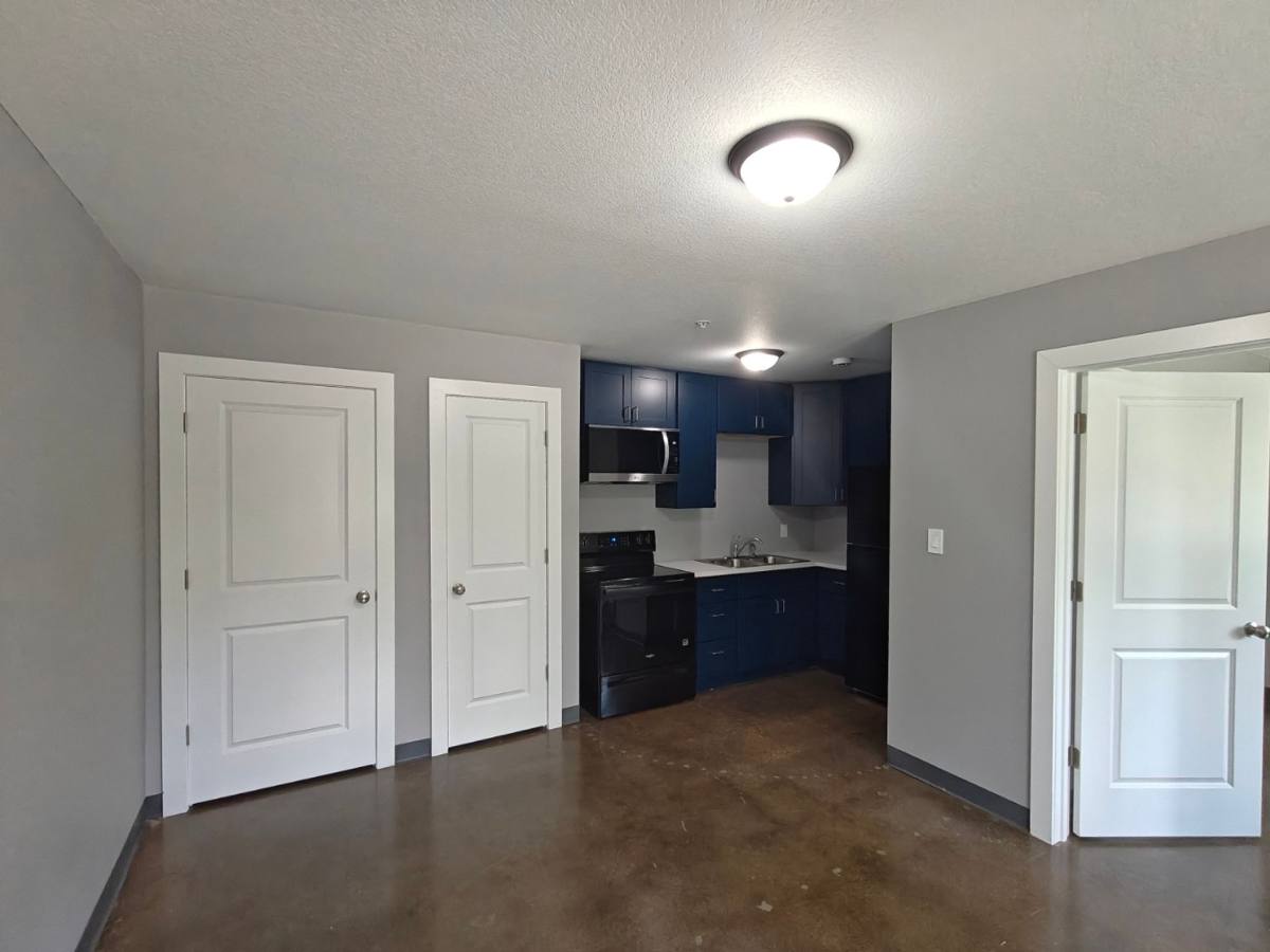 Apartment for rent at 1336 N Walnut St, Iola, KS 66749